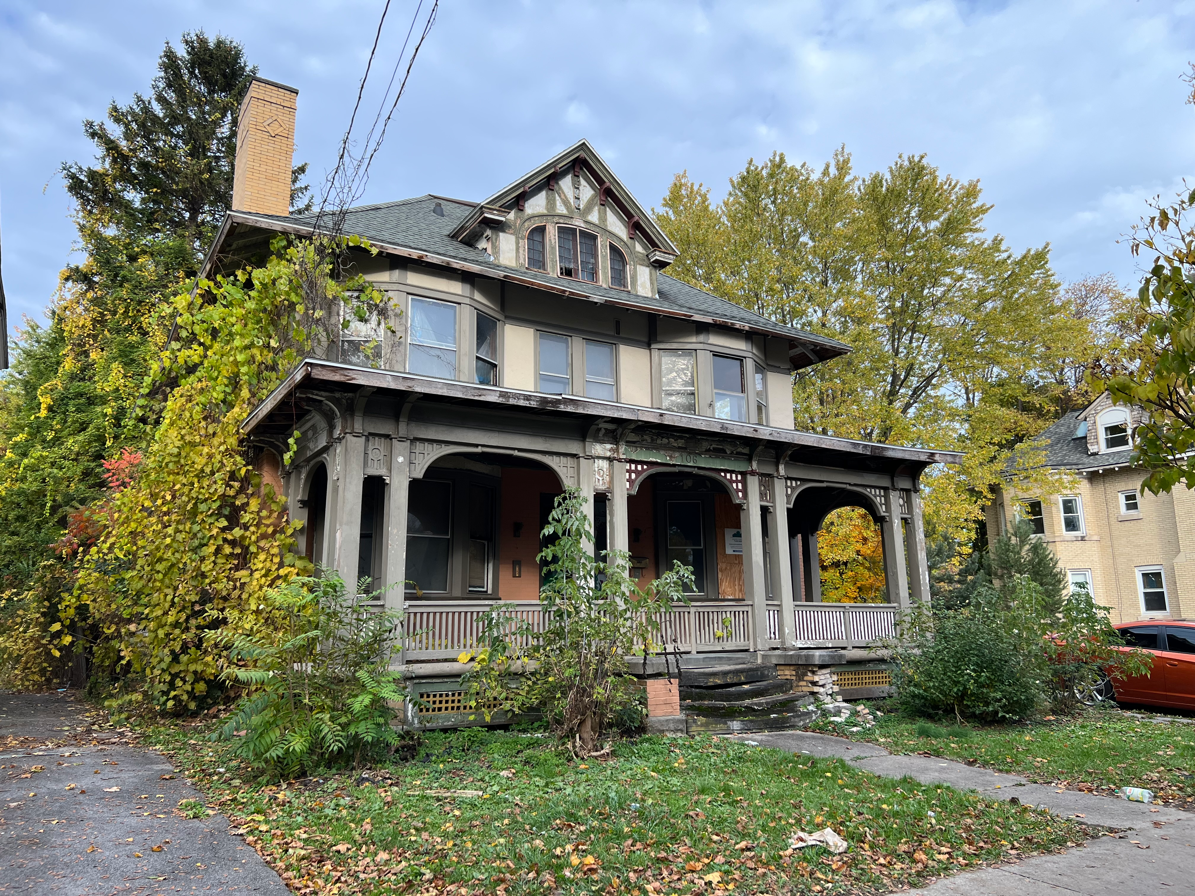 106 Onondaga Ave photo