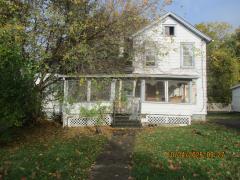 310 Lewis St