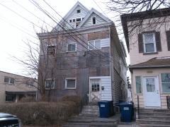 914 Mcbride St N