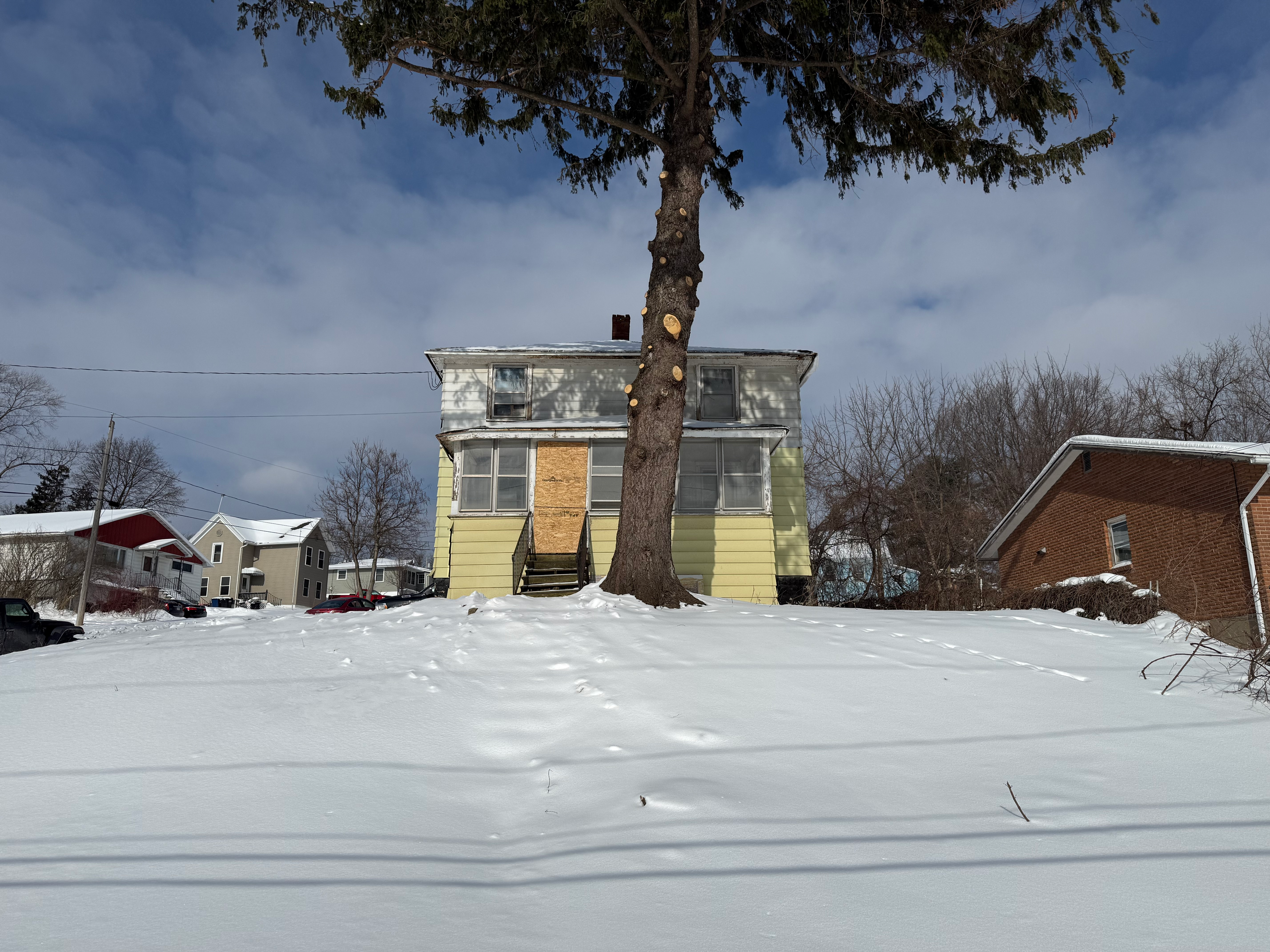 3001 Burnet Ave & Erickson St photo