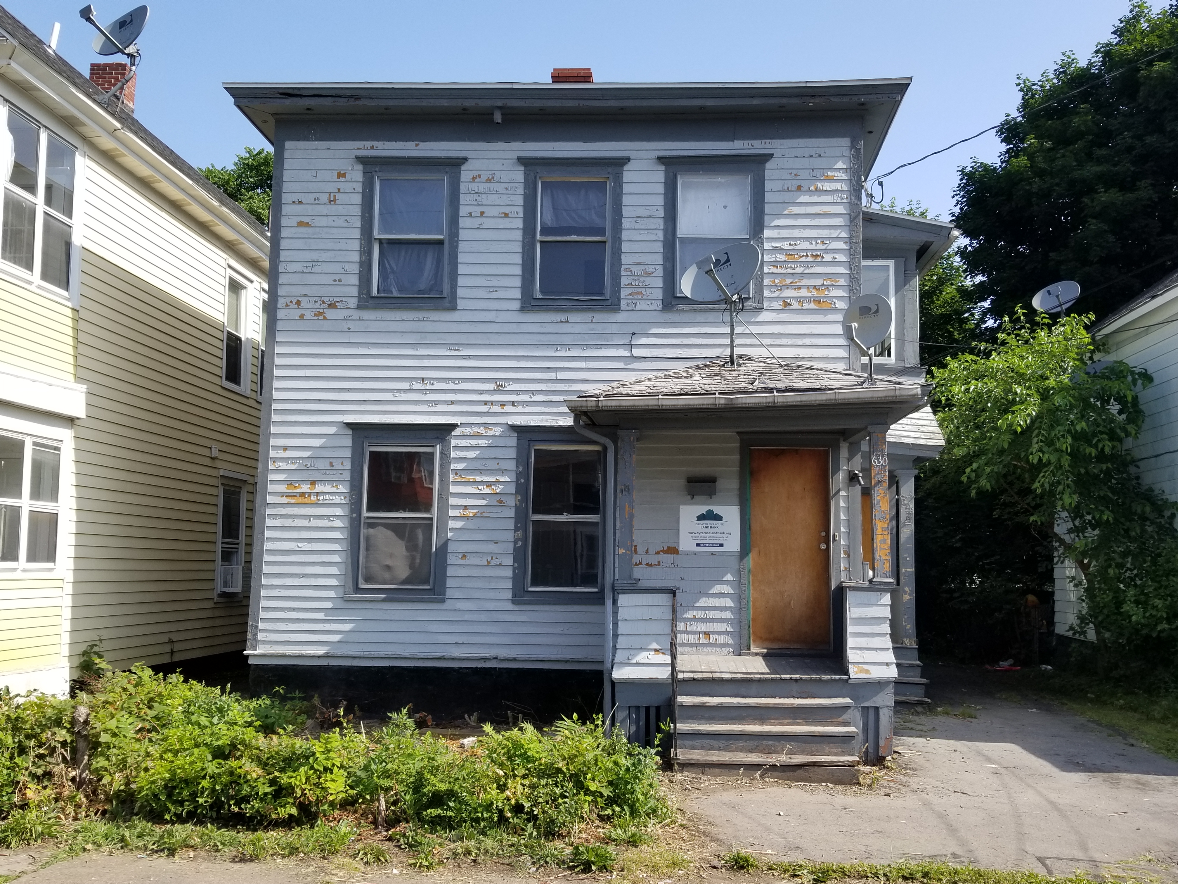 628-30 Richmond Ave
